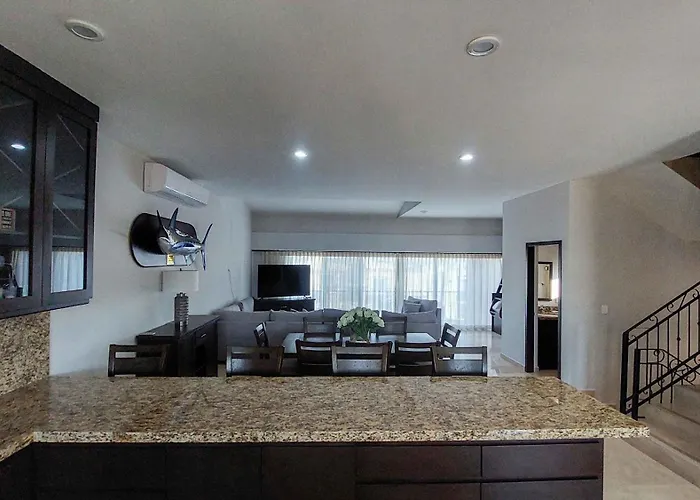 115 Big House For Family & Friends W Pool Villa